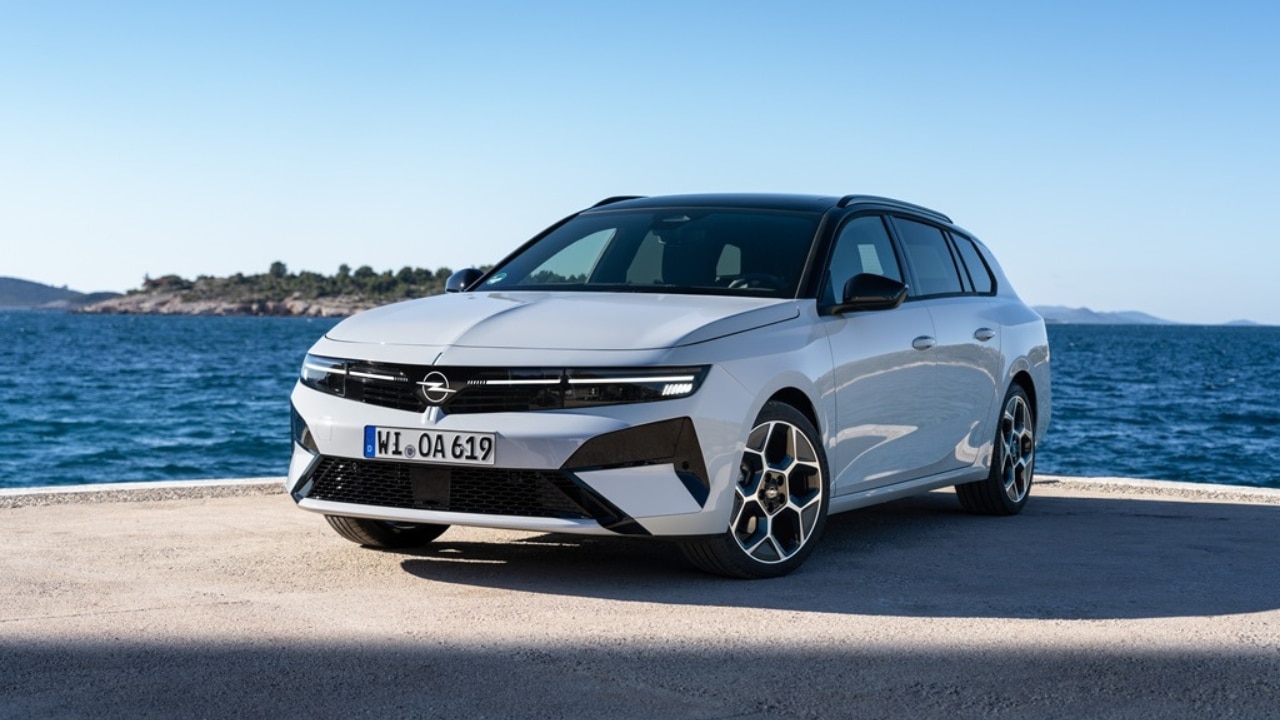 Opel Astra e Astra Sports Tourer 2026: design, motori e tutte le novità