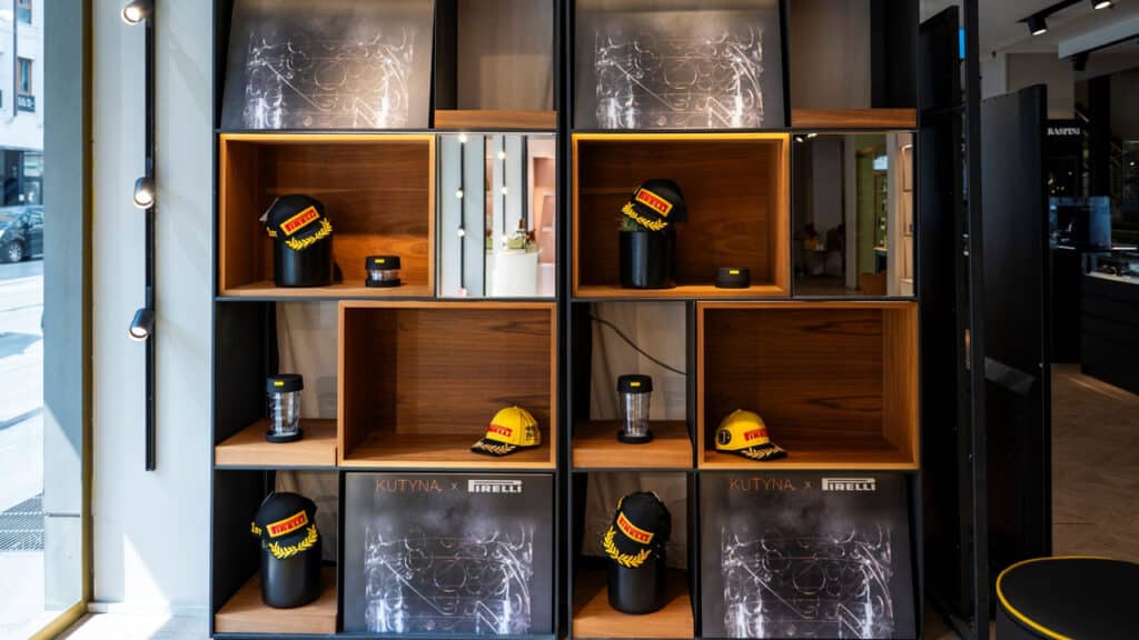 Pirelli Design: alla Milano Design Week debuttano le versioni brandizzate di Kutyna e LaFlaminia