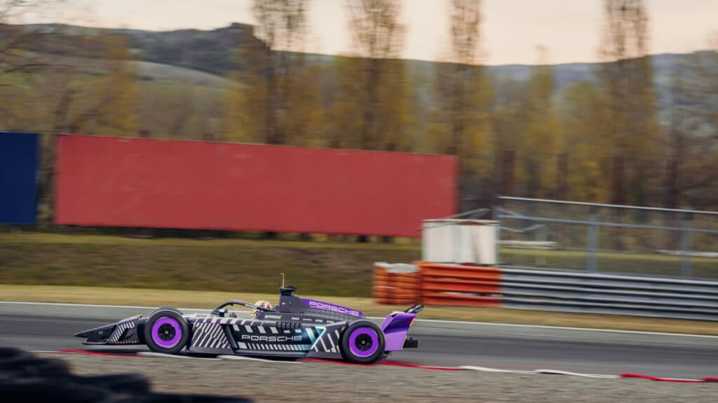 Porsche 975 RSE: svelata la nuova monoposto di Formula E GEN4