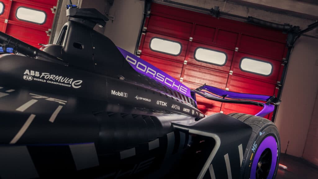 Porsche 975 RSE: svelata la nuova monoposto di Formula E GEN4