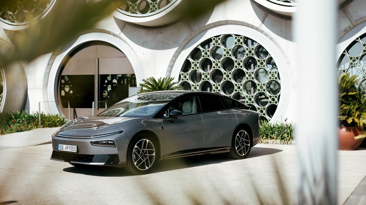 XPENG P7+ arriva in Europa: la fastback elettrica ad alta tecnologia debutta in 25 mercati dal 2026
