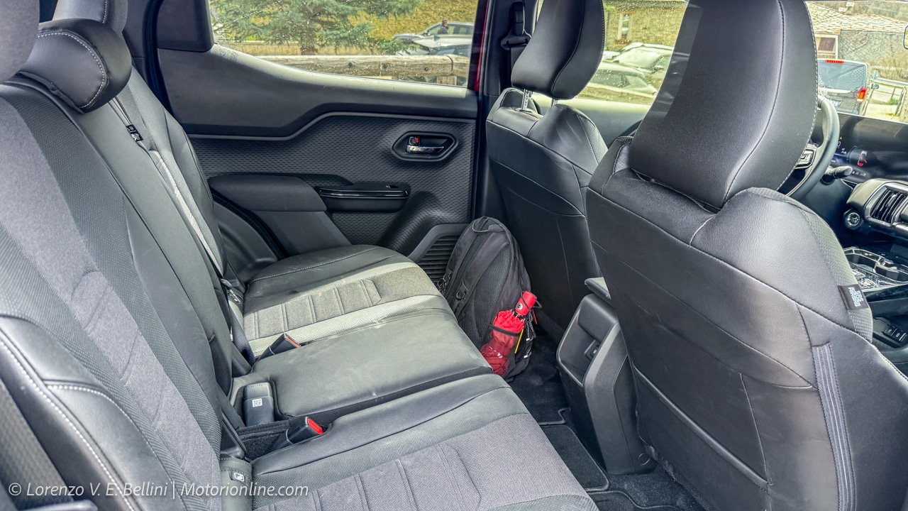 Suzuki e Vitara - Panca posteriore