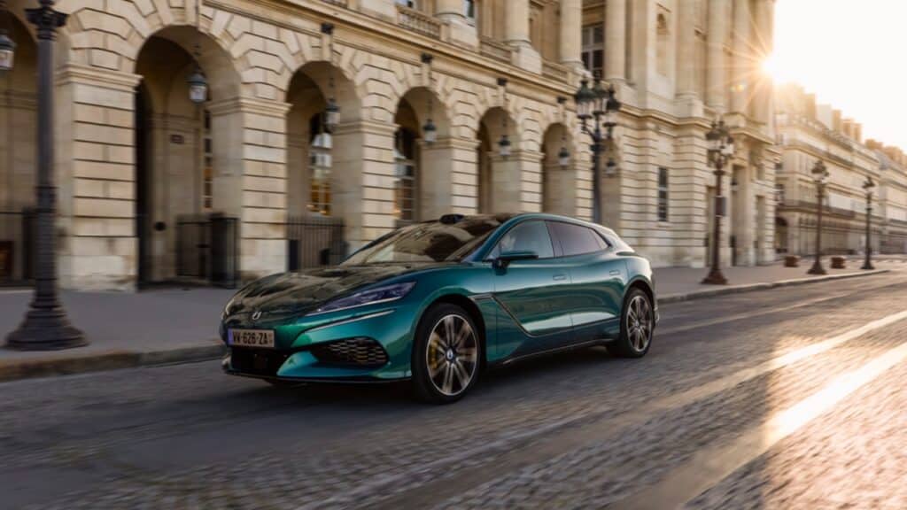 Denza Z9GT accompagna le star del cinema ai David di Donatello 2026