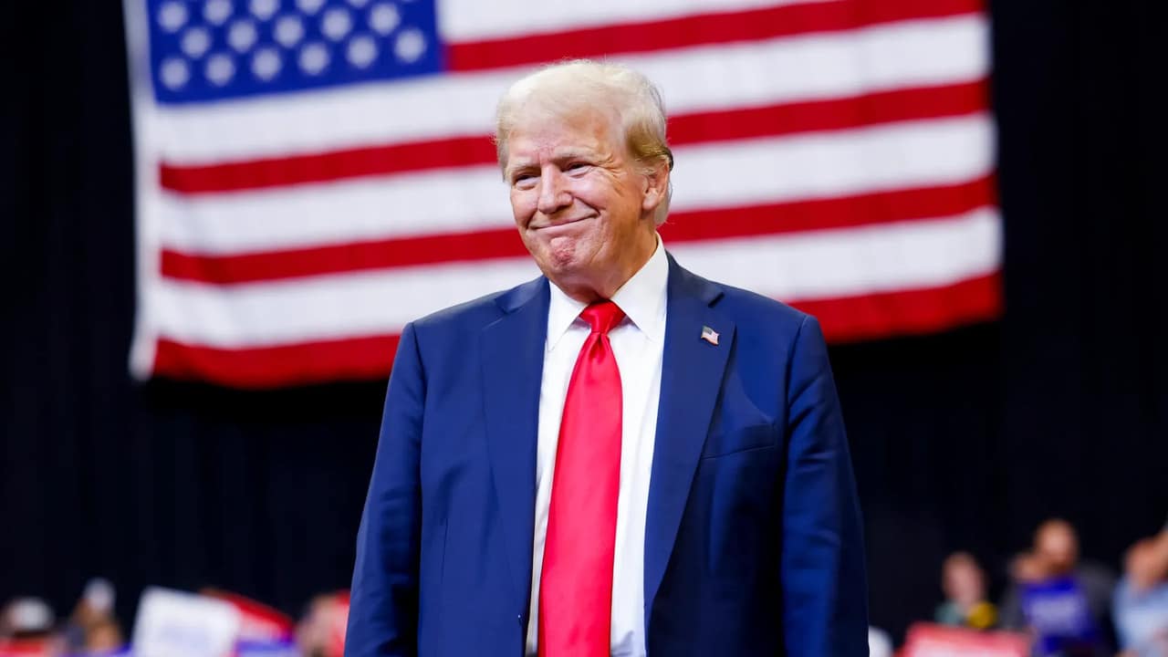 Trump porta al 25% i dazi sulle auto europee: nuova scossa nei rapporti tra Usa e Ue