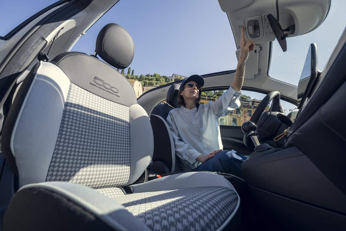FIAT 500 Hybrid Dolcevita