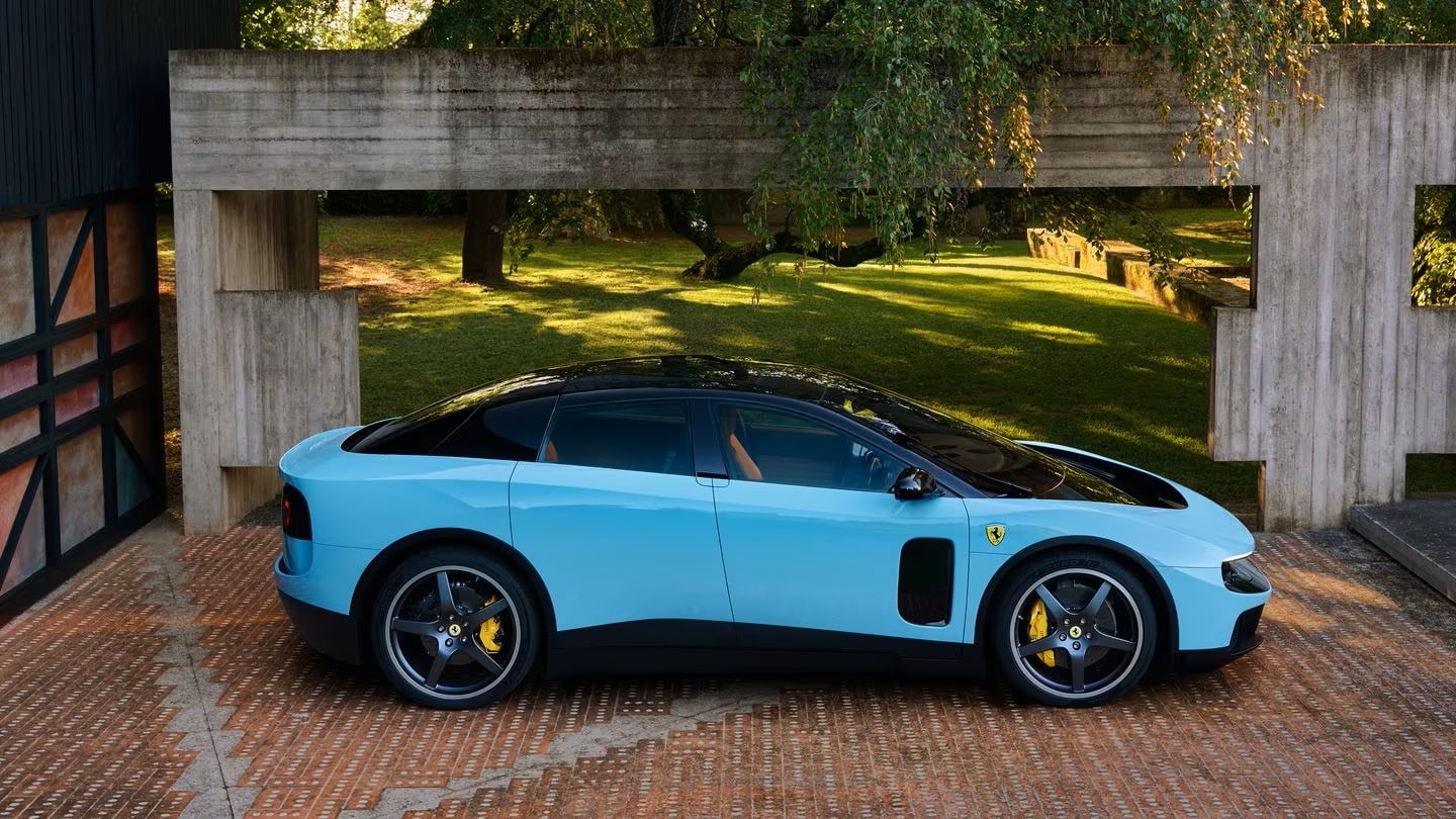 Ferrari Luce