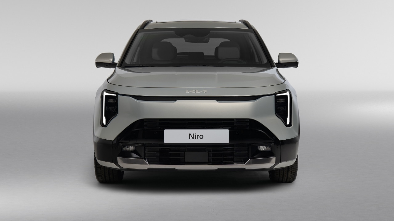Kia Niro 2026: ecco il restyling, è solamente full hybrid