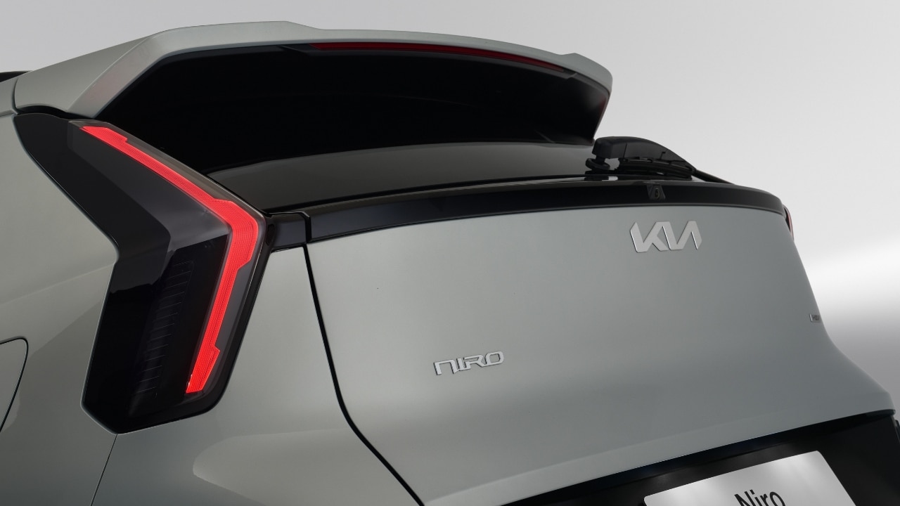 Kia Niro 2026: ecco il restyling, è solamente full hybrid