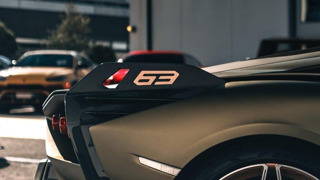 Lamborghini compie 63 anni: festa a Imola con la community del Toro