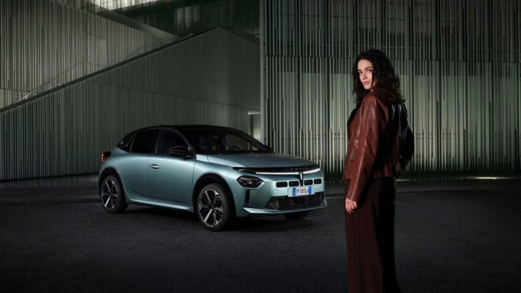 Lancia Ypsilon Turbo 100 protagonista in TV con Greta Ferro, porte aperte il 16 e 17 maggio