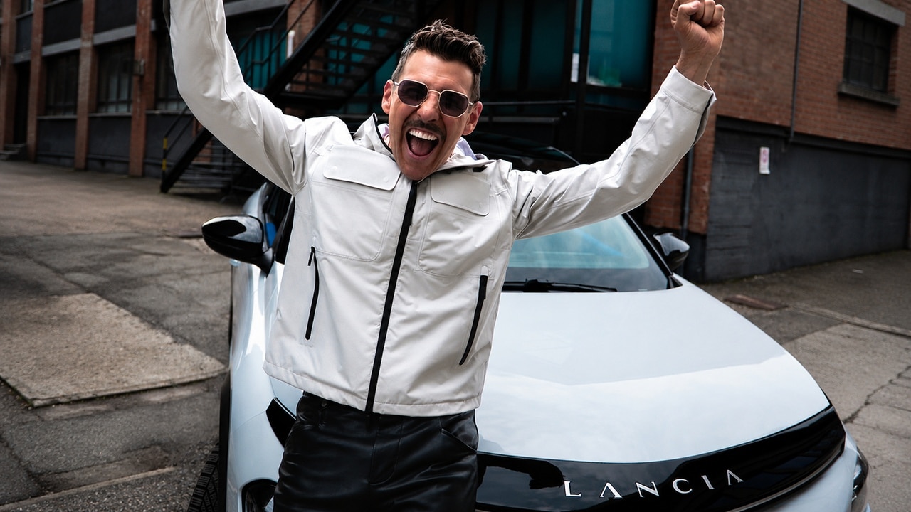 Lancia e Francesco Gabbani insieme per “Summer Funk”: nel video la Ypsilon HF Line e Beta Coupé