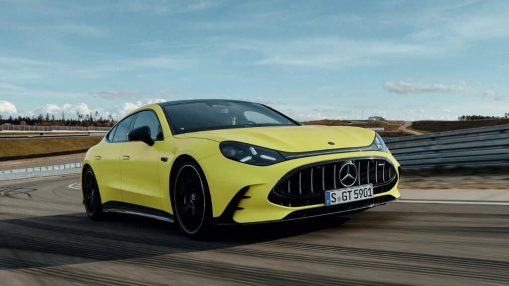 Mercedes AMG GT Coupé 4 2026: la nuova supercar 100% elettrica