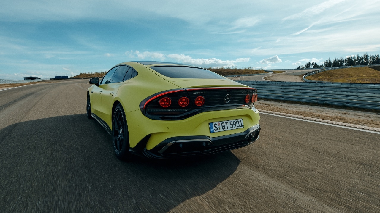 Mercedes AMG GT Coupé 4 2026: la nuova supercar 100% elettrica
