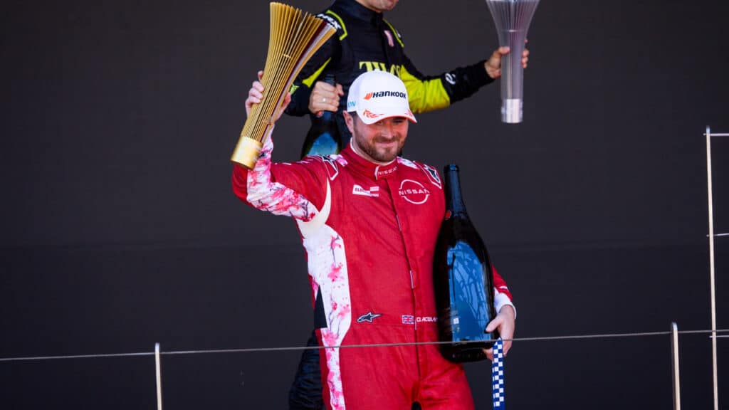 Nissan Formula E Team conquista la vittoria a Monaco con Oliver Rowland