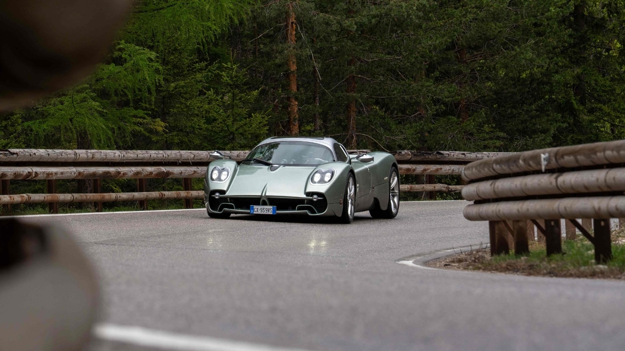 Pagani Utopia Roadster: oltre 1.500 chilometri con Pirelli Cyber Tyre