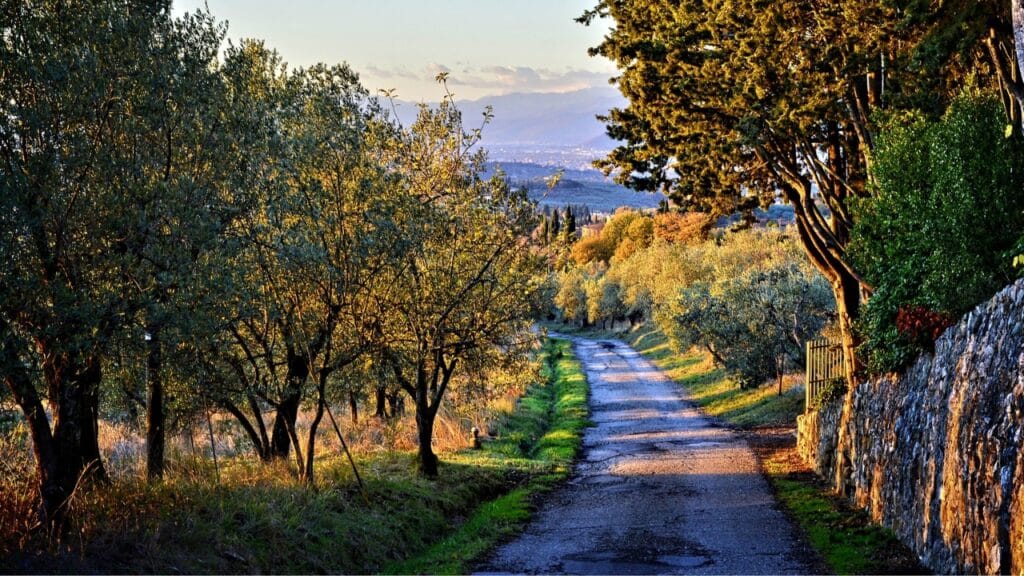 Previsioni traffico e meteo 8-10 maggio: un weekend instabile