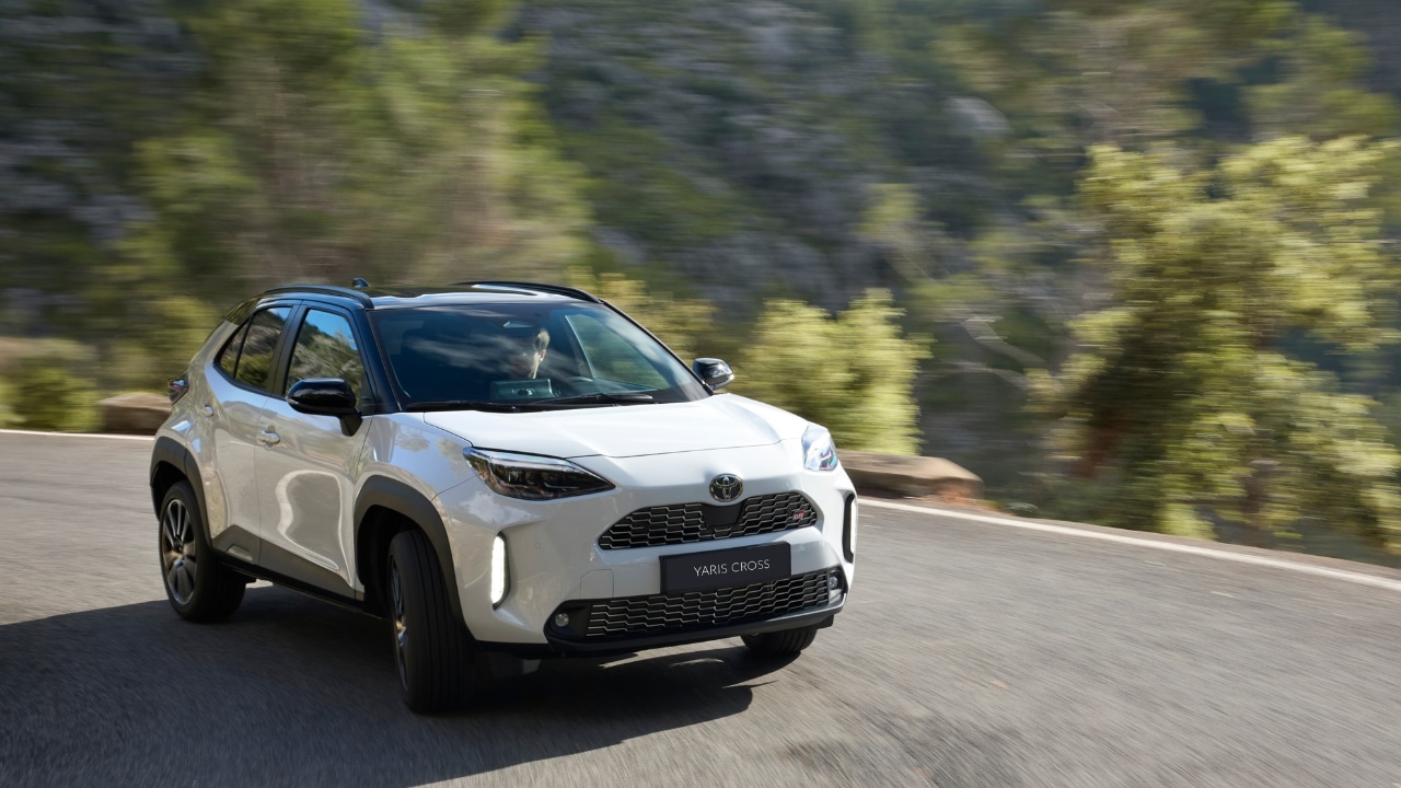 Toyota: il successo dei modelli Full Hybrid spinge le vendite in Italia