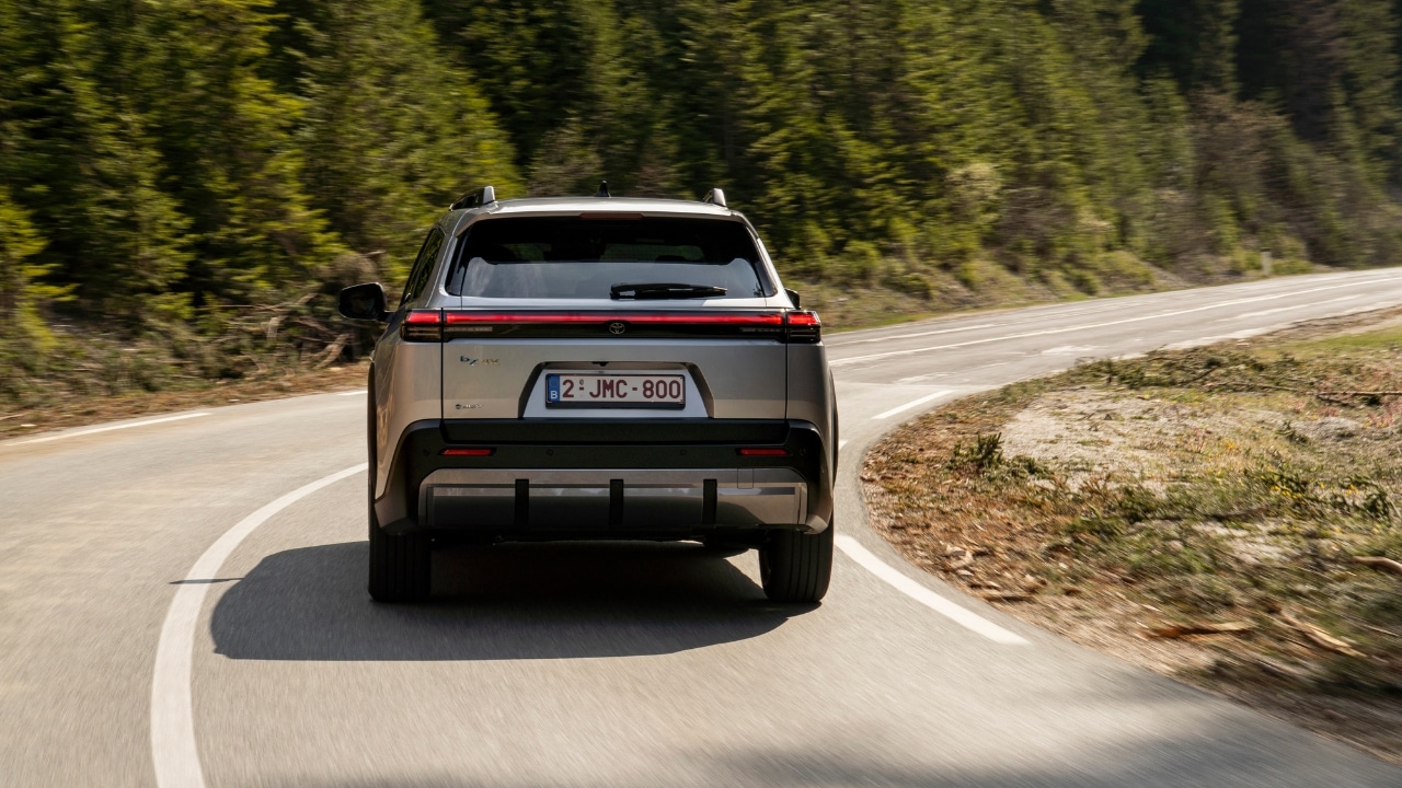 Toyota bZ4X Touring: l’elettrica cresce e diventa per le famiglie