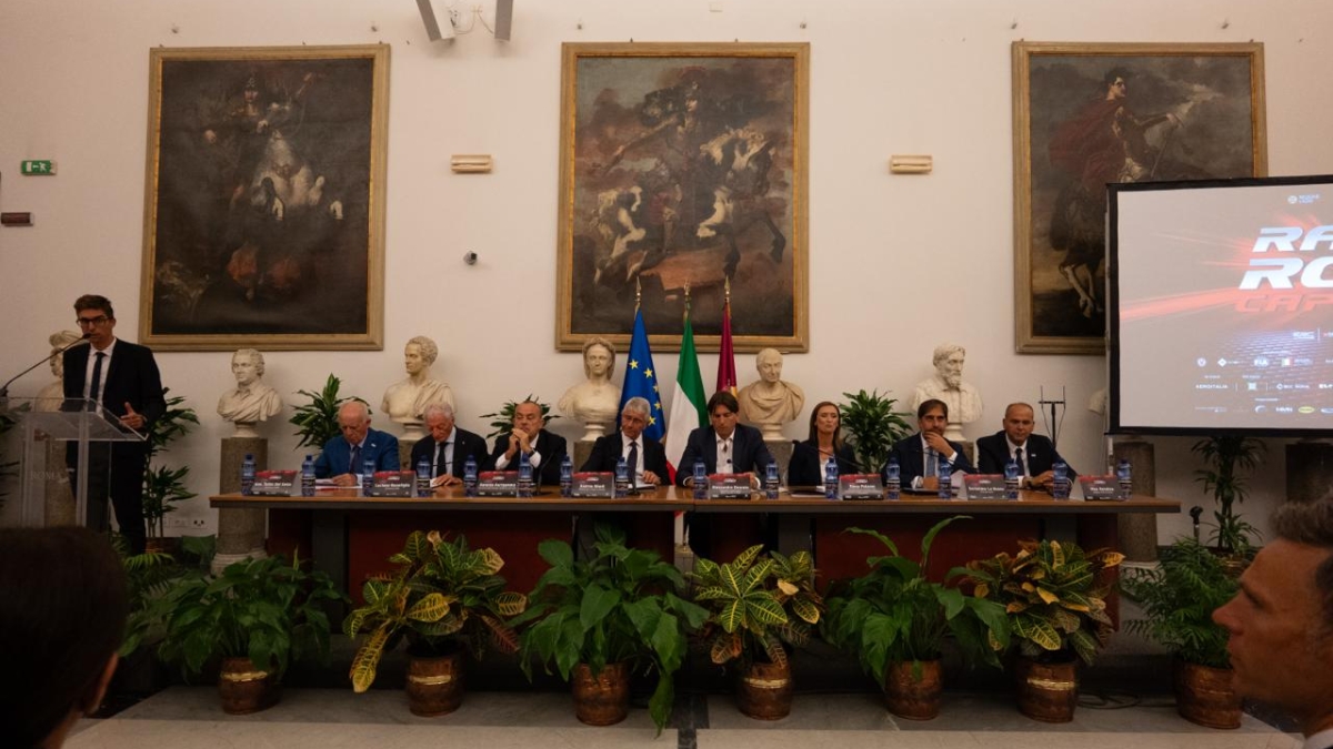 Rally di Roma Capitale 2026: dal Colosseo a San Pietro con le Frecce Tricolori