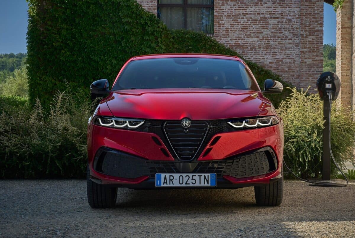 Alfa Romeo Tonale verso l’addio: stop alla produzione nel 2027, poi spazio al nuovo C-SUV del Biscione
