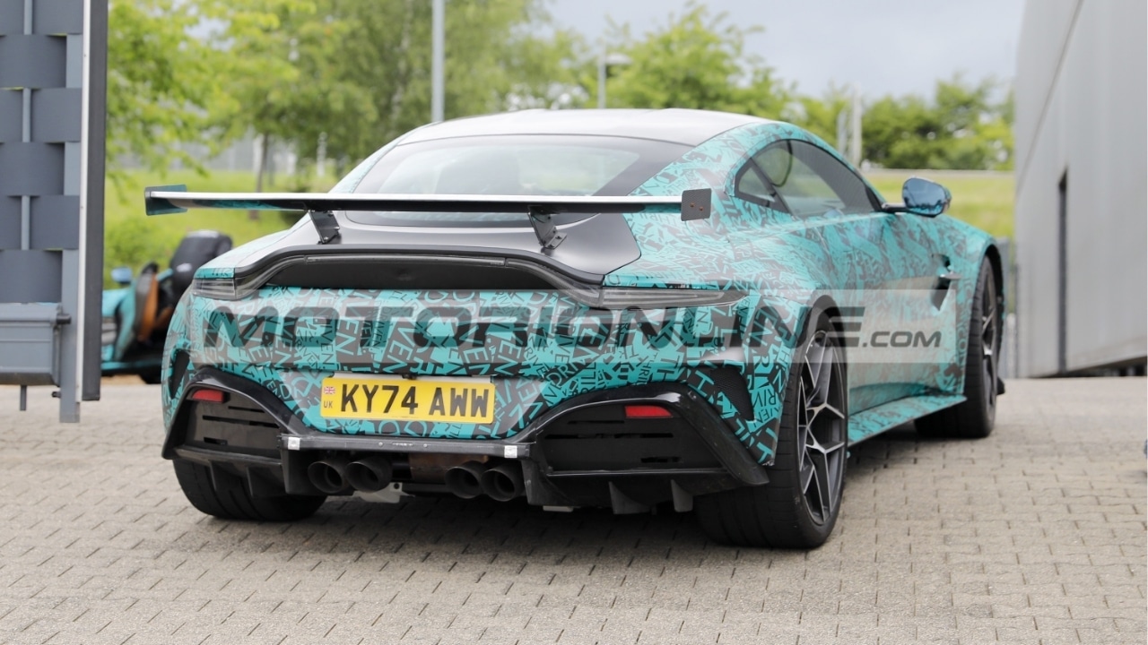 Aston Martin Vantage RS: in arrivo una versione più aggressiva