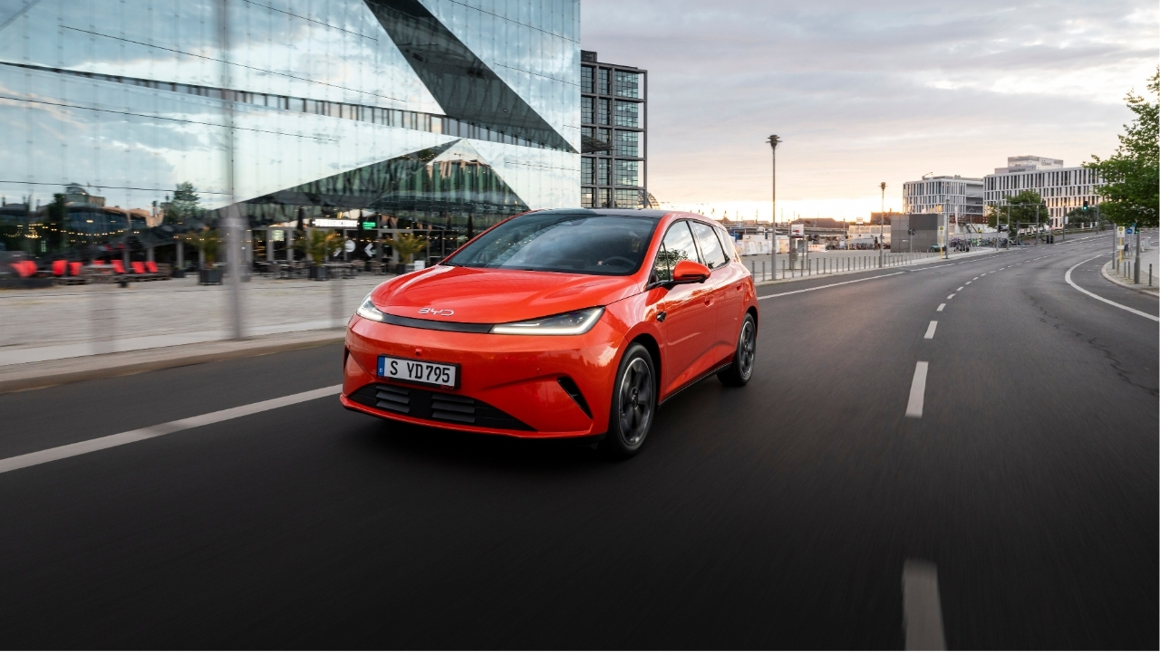BYD: il debutto della tecnologia Super Hybrid 5.0 sulla Dolphin G DM-i