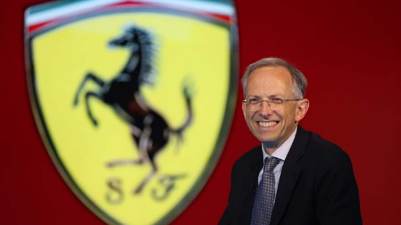 Ferrari Luce, la replica di Vigna: “Chi la critica non l’ha vista dal vivo, il cavallino non si tocca”