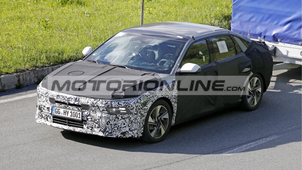 Hyundai Elantra 2027: ora è pronta per lo sbarco in Europa