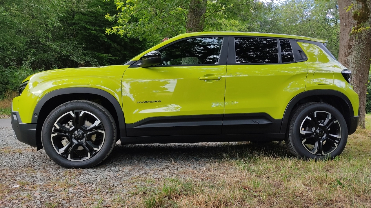 Jeep Avenger 2026: il SUV best seller alla prova del restyling