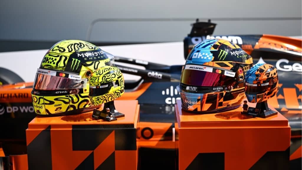 McLaren: i caschi di Norris e Piastri con i mattoncini Lego