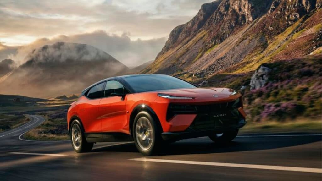 Lotus Eletre X, via agli ordini: il super SUV ibrido da 952 CV in Italia da 99.990 €