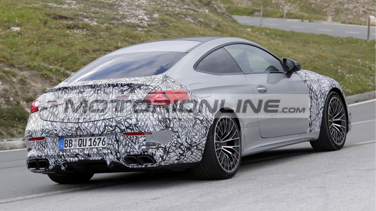 Mercedes AMG CLE 63 2027: il restyling porta il motore V8