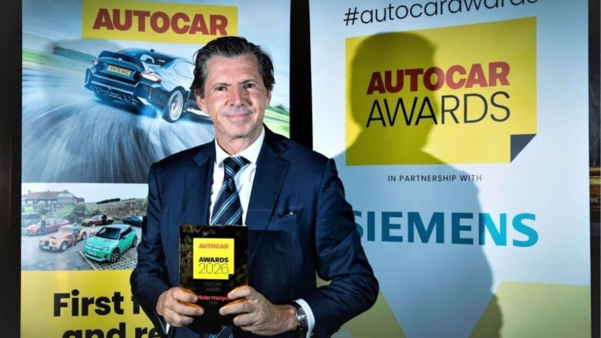 Olivier Francois premiato da Autocar: il CEO FIAT riceve l’Editors’ Award 2026
