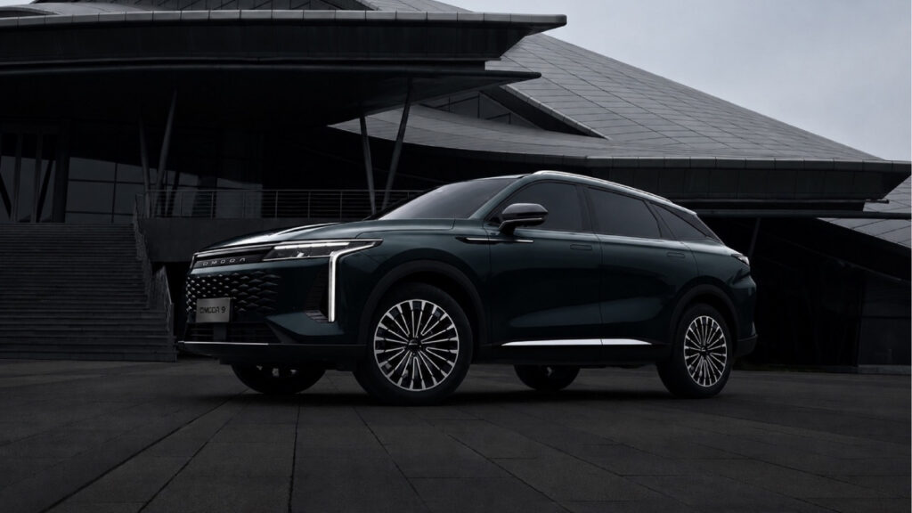 Omoda 9: arriva la versione Aurora Edition, solo per l’Italia