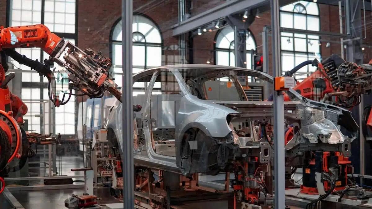 Cresce la produzione di auto in Italia: +23,2% nel mese di aprile