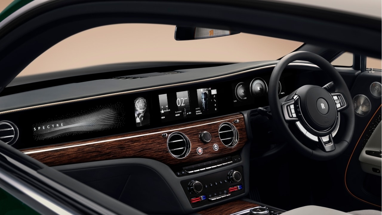 Rolls-Royce Spectre Series II: si rinnova l'elettrica di lusso
