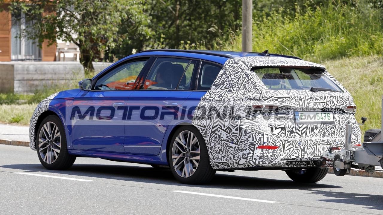 Skoda Octavia 2027: in arrivo un nuovo restyling per la best seller