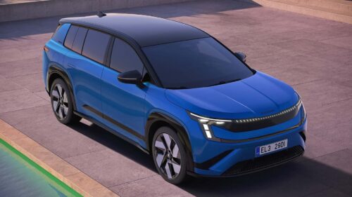 Skoda Peaq: il nuovo SUV elettrico a 7 posti con oltre 600 km di autonomia
