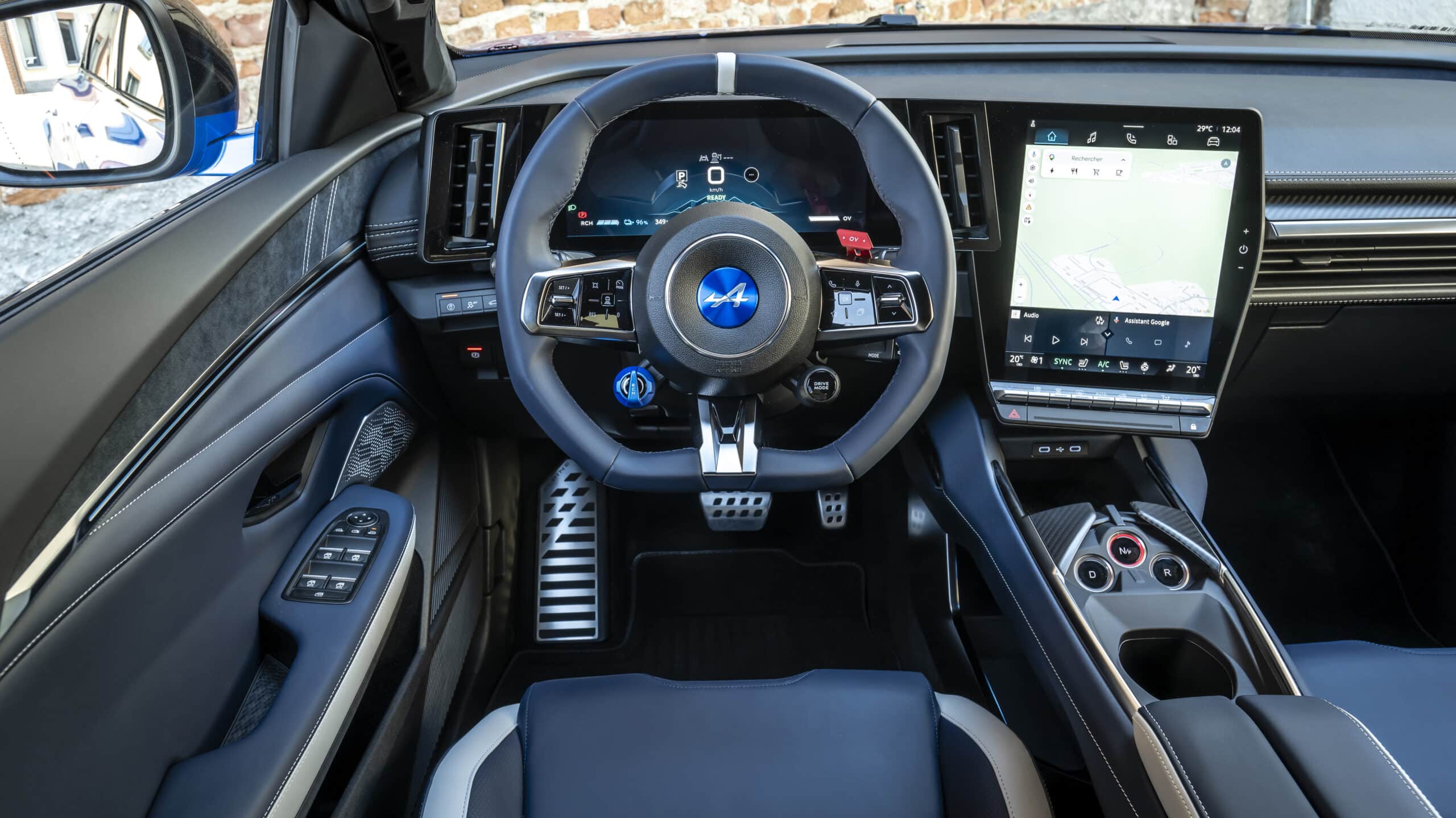 Alpine A390 GTS: ordinabile a 78.000 €, 470 CV e 824 Nm