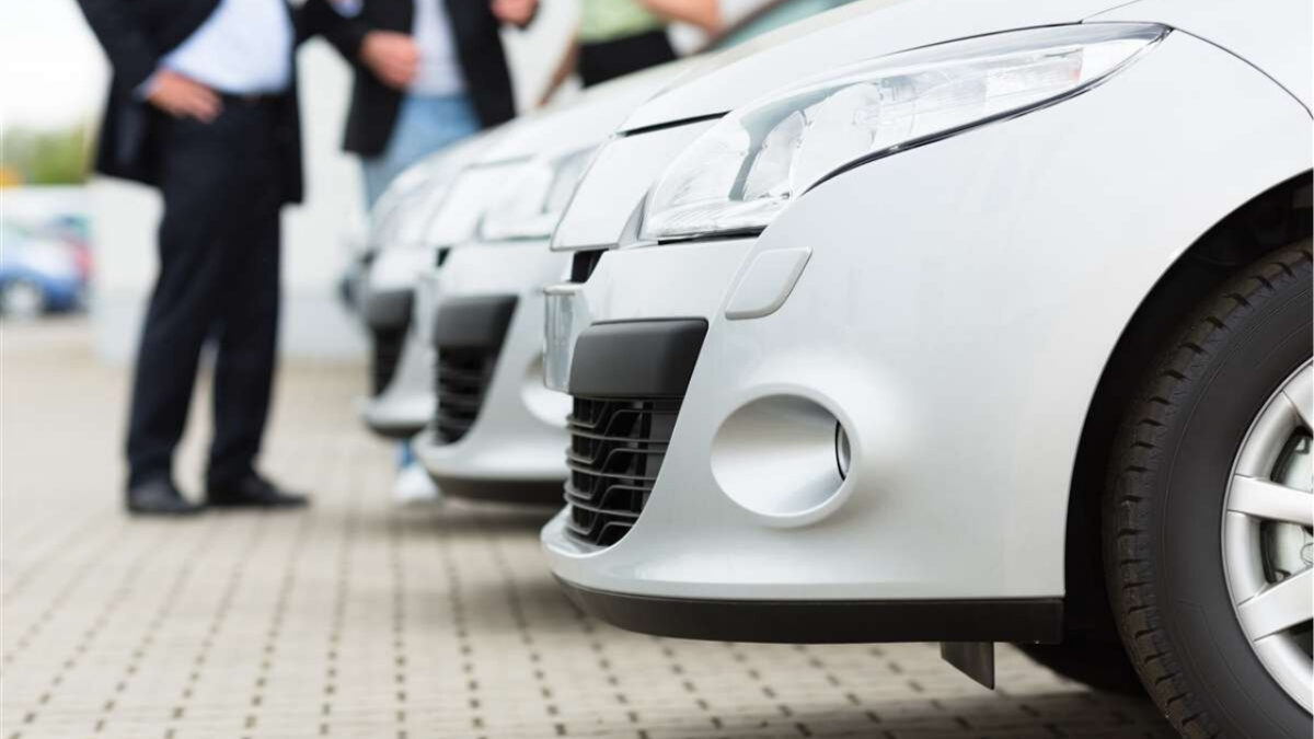 Mercato auto Europa: immatricolazioni in crescita del 3,6%, Italia ultima per auto elettriche