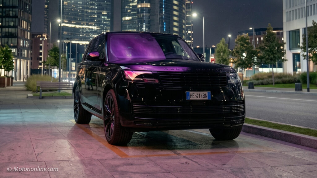 L’Arte del Silenzio: a bordo della Range Rover SV Black Edition nella notte di Milano