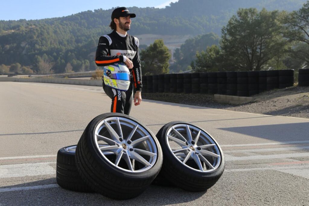 Hankook: primo equipaggiamento per Porsche 911 Carrera