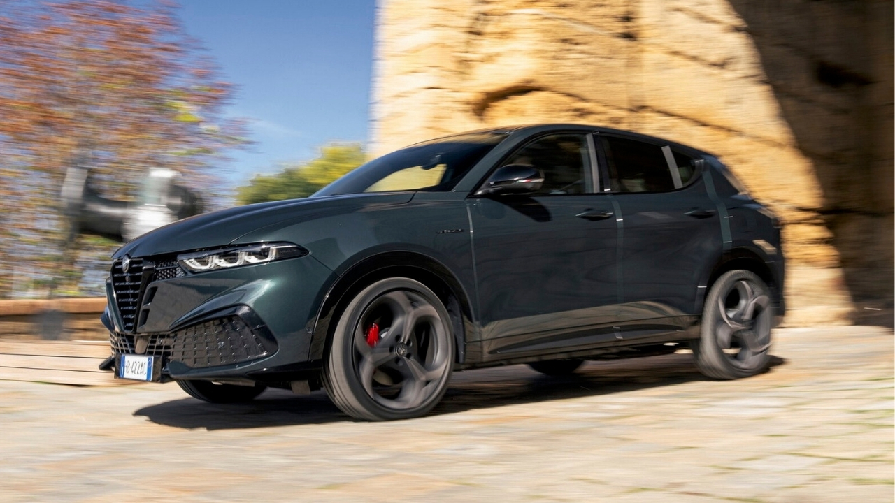 Alfa Romeo Tonale 2026: l'ibrida plug-in in versione Sport Speciale