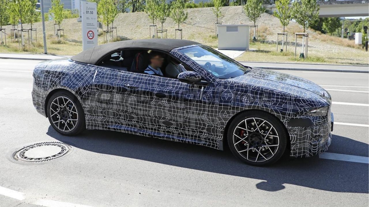 BMW i4 Cabrio: prime foto spia della nuova cabrio elettrica BMW i4 Cabrio: prime foto spia della nuova cabrio elettrica
