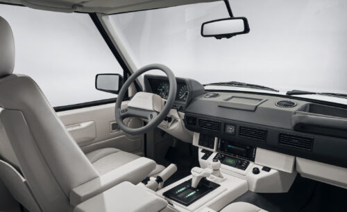 Range Rover Classic gemella della SV Ultra a Pebble Beach