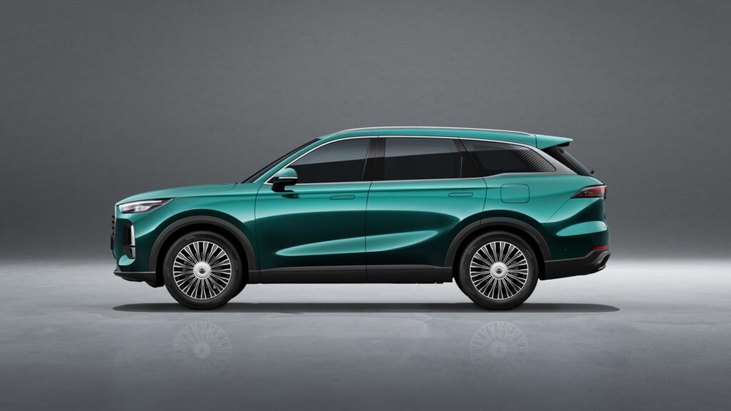 Chery Tiggo 9: il SUV ammiraglia debutta in Italia
