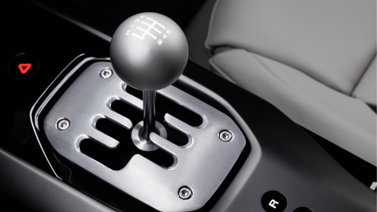 Ferrari 12Cilindri Manuale: torna il cambio manuale a Maranello