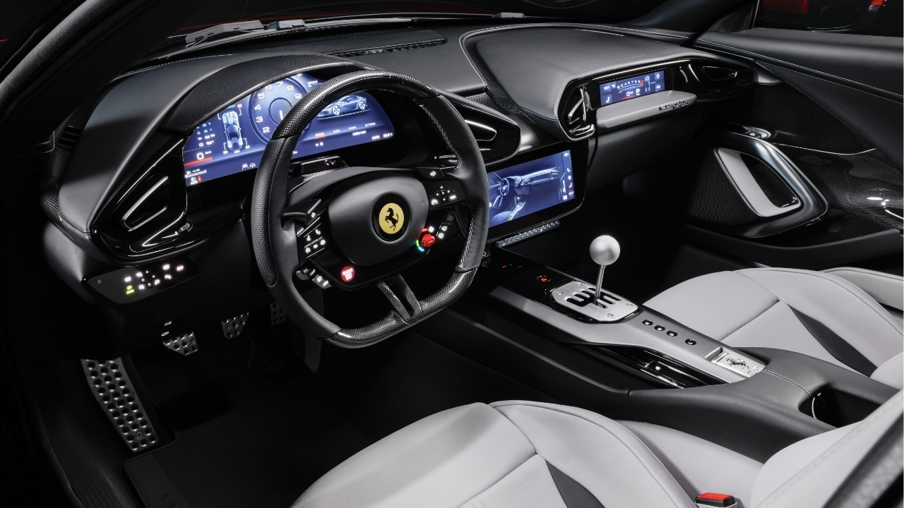 Ferrari 12Cilindri Manuale: torna il cambio manuale a Maranello