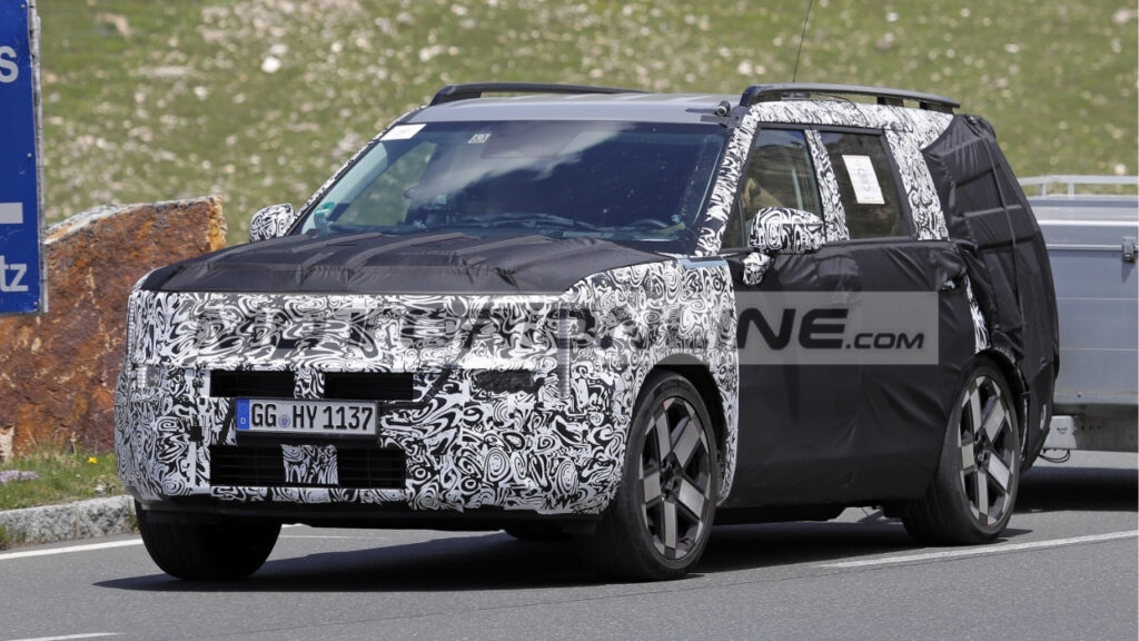 Hyundai Santa Fe 2028: proseguono i test sul restyling del SUV