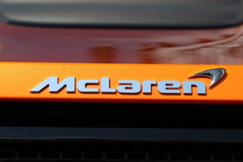 McLaren con cambio manuale? La nuova hypercar P50 potrebbe debuttare ad agosto